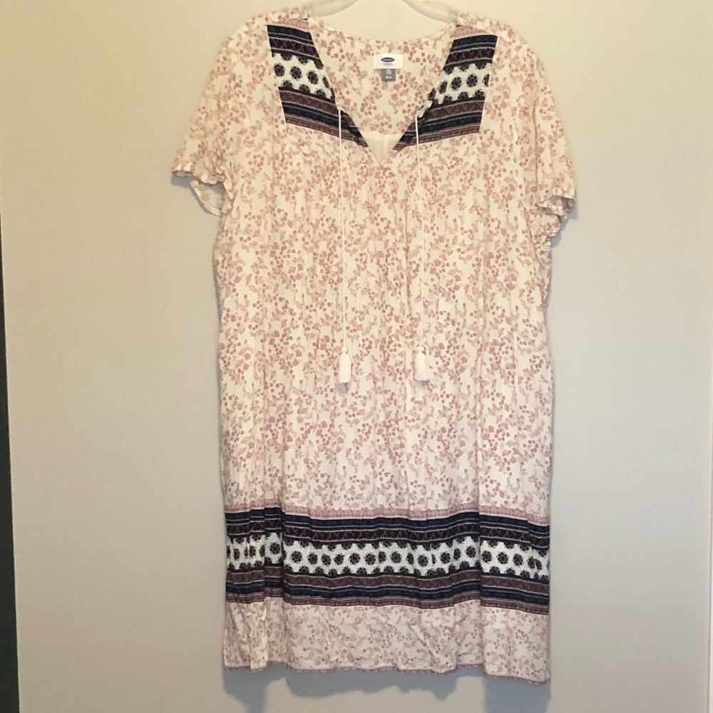 OLD NAVY Pink and White Floral Dress